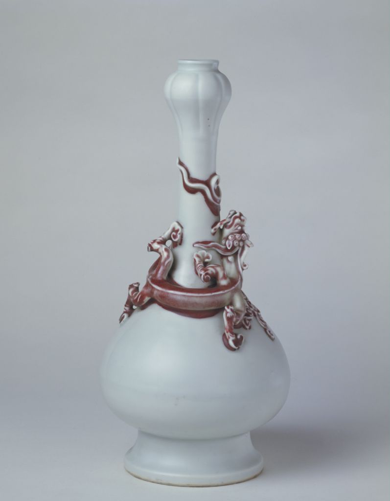 图片[1]-White-glazed plastic garlic bottle with red flat dragon pattern-China Archive